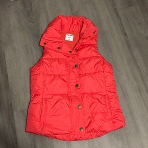 Old Navy Coral zipper and button up puff Vest Size Small